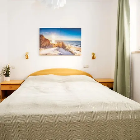 Appartement 2 Marineblau Modernes In Binz, Strandnah *